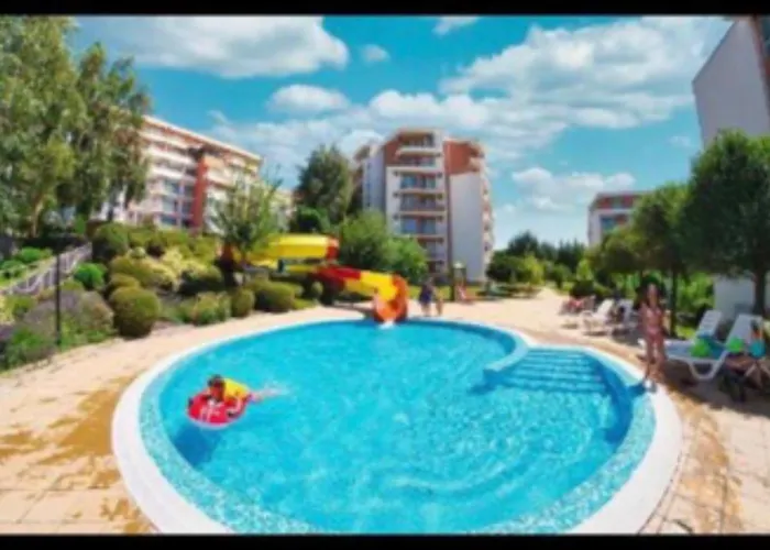 2-комнатные у моря 10 бассейнов Crown Noks