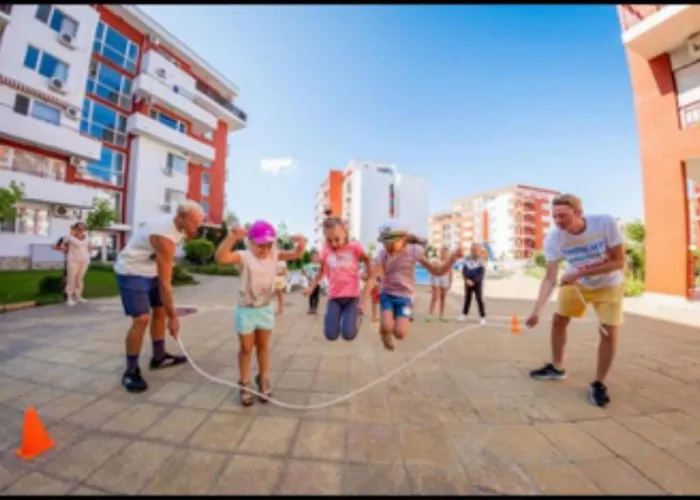 2-комнатные у моря 10 бассейнов Crown Noks Διαμέρισμα