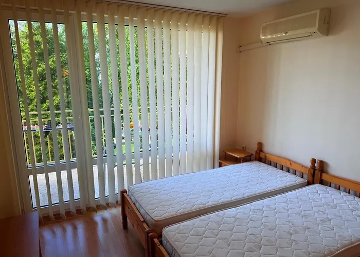 2-комнатные у моря 10 бассейнов Crown Noks * Sveti Vlas