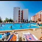 Daire 2-комнатные у моря 10 бассейнов Crown Noks Sveti Vlas