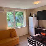 2-комнатные у моря 10 бассейнов Crown Noks Daire *