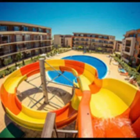 Apartment много бассейнов и рядом море Sveti Vlas