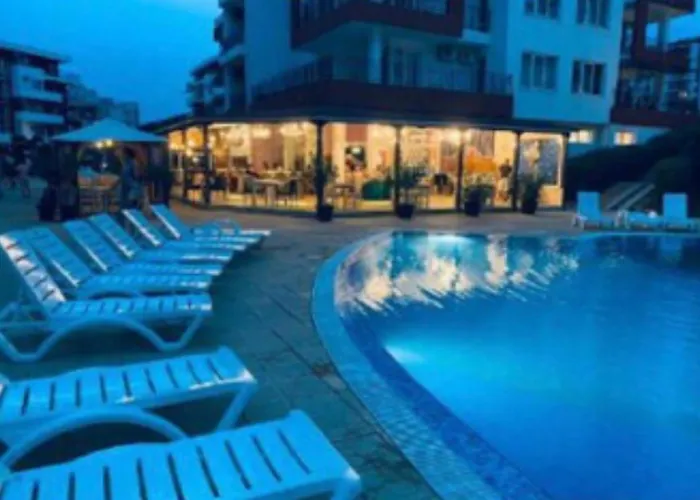 Apartman 2-комнатные у моря 10 бассейнов Crown Noks