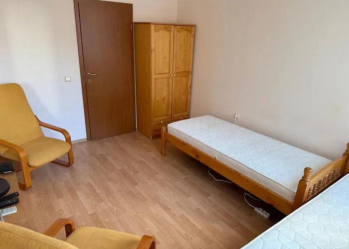 2-комнатные у моря 10 бассейнов Crown Noks